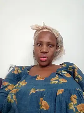 Mommy Sienna online show from November 11, 2025, 8:20 am