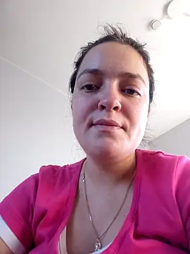 LinaGlow  online show from November 14, 2025, 9:13 am