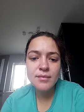 LinaGlow  online show from November 12, 2025, 7:45 am