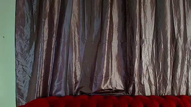 Snapshot of TattooTemptress chatting on December 4, 2025, 5:06 am TattooTemptress online show from December 4, 2025, 5:06 am