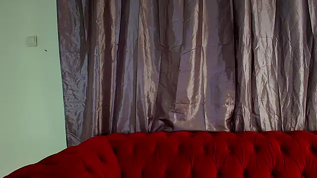 Snapshot of TattooTemptress chatting on December 5, 2025, 5:06 am TattooTemptress online show from December 5, 2025, 5:06 am