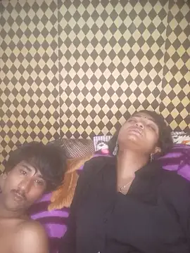 Freakingromance online show from April 18, 2026, 1:35 pm