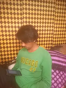 Freakingromance online show from April 13, 2026, 9:08 pm