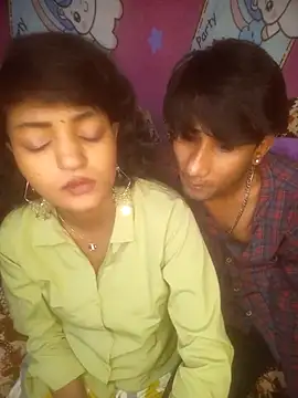 Freakingromance online show from February 15, 2026, 7:57 pm