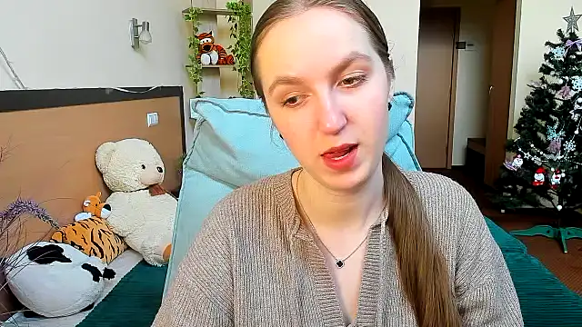 Nesie-Stoun online show from December 18, 2025, 9:58 am