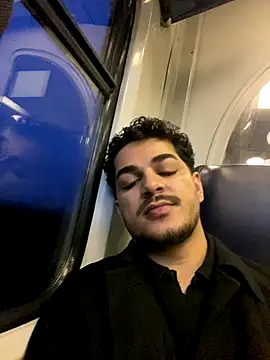 Snapshot of MorenoVelvet chatting on December 20, 2025, 3:04 pm MorenoVelvet online show from December 20, 2025, 3:04 pm