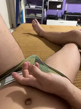 mihneaxxx online show from February 27, 2026, 9:14 pm