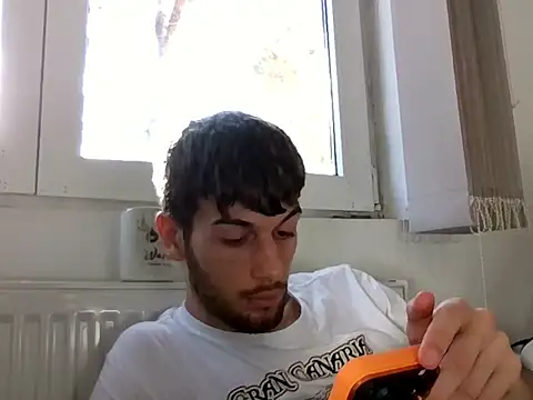 Snapshot of nikolasnik50 chatting on December 18, 2025, 11:03 am nikolasnik50 online show from December 18, 2025, 11:03 am