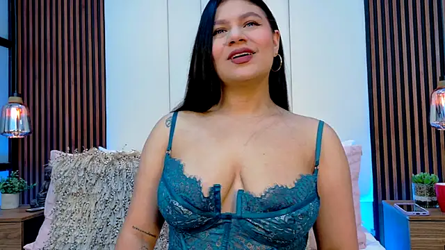 ValeriaMonet online show from November 30, 2025, 2:51 pm