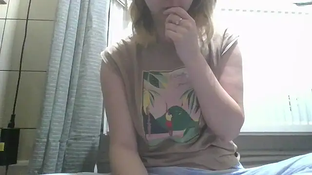 dirty sasha00 online show from May 2, 2026, 2:39 am