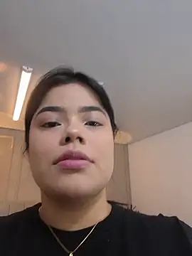 annie  20 online show from December 5, 2025, 12:04 pm