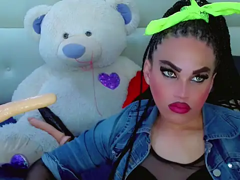 NharaBigCock online show from December 5, 2025, 7:01 pm