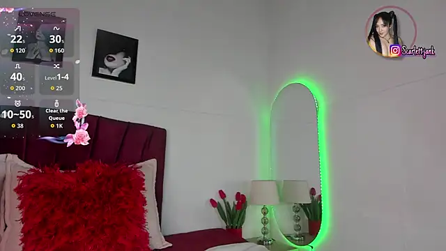 Snapshot of Scarlett_Jank chatting on June 4, 2026, 7:29 pm Scarlett Jank online show from June 4, 2026, 7:29 pm