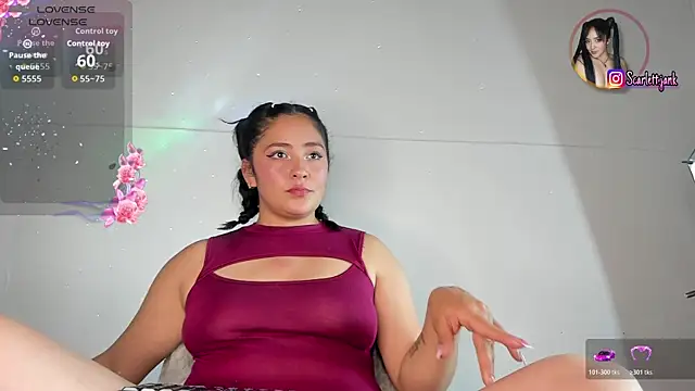 Snapshot of Scarlett_Jank chatting on May 11, 2026, 9:01 pm Scarlett Jank online show from May 11, 2026, 9:01 pm
