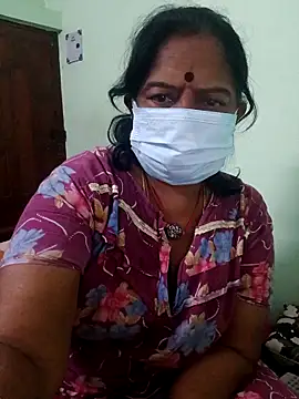 Snapshot of savithasree chatting on December 17, 2025, 6:35 pm savithasree online show from December 17, 2025, 6:35 pm