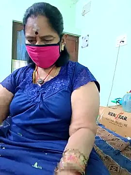 Snapshot of savithasree chatting on November 28, 2025, 5:02 pm savithasree online show from November 28, 2025, 5:02 pm