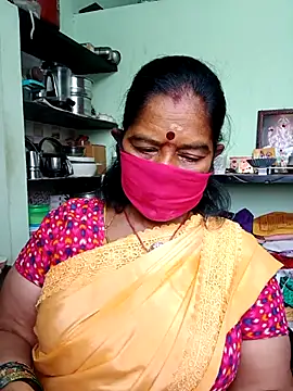 Snapshot of savithasree chatting on November 6, 2025, 2:04 am savithasree online show from November 6, 2025, 2:04 am