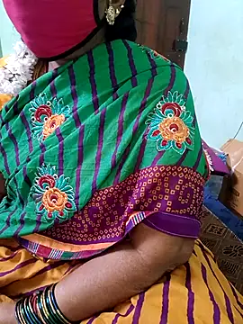 Snapshot of savithasree chatting on November 19, 2025, 5:35 pm savithasree online show from November 19, 2025, 5:35 pm