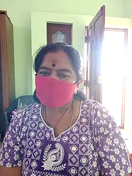 Snapshot of savithasree chatting on December 4, 2025, 6:45 am savithasree online show from December 4, 2025, 6:45 am