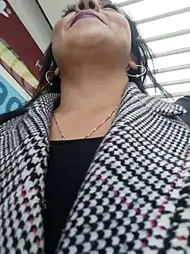 misshot 02 online show from April 15, 2026, 6:12 pm