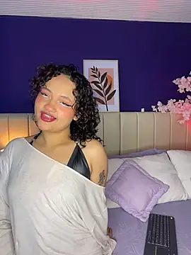  sarahRose online show from February 7, 2026, 4:31 am