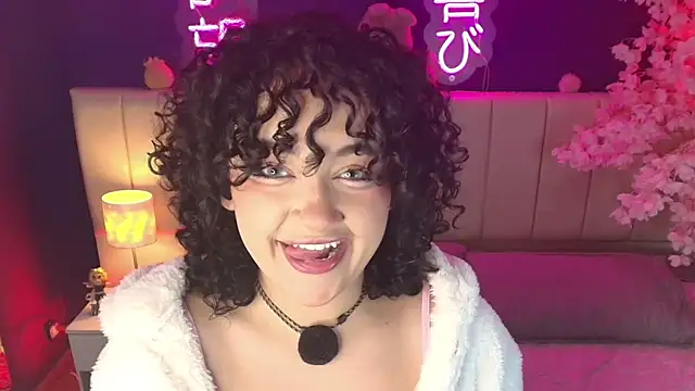  sarahRose online show from April 21, 2026, 3:46 am