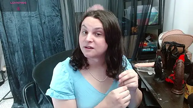 Snapshot of Salacious_Sage chatting on March 11, 2026, 8:47 pm Salacious Sage online show from March 11, 2026, 8:47 pm