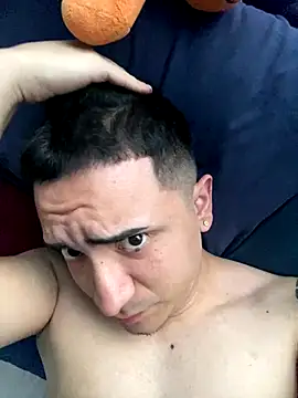 Snapshot of Nesukke chatting on November 4, 2025, 9:51 pm Nesukke online show from November 4, 2025, 9:51 pm