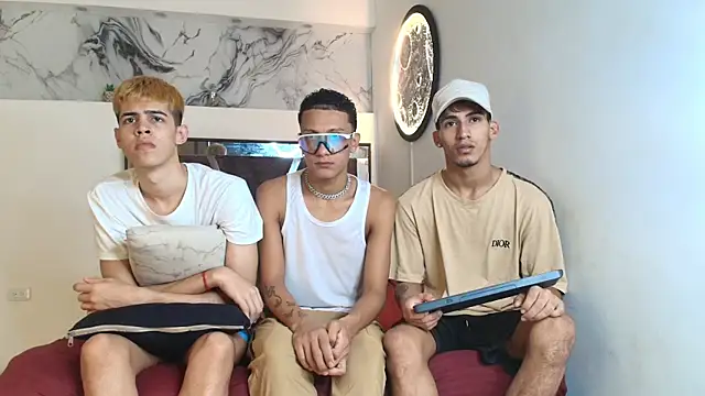 IMPERIO ROMANO online show from December 4, 2025, 7:24 pm