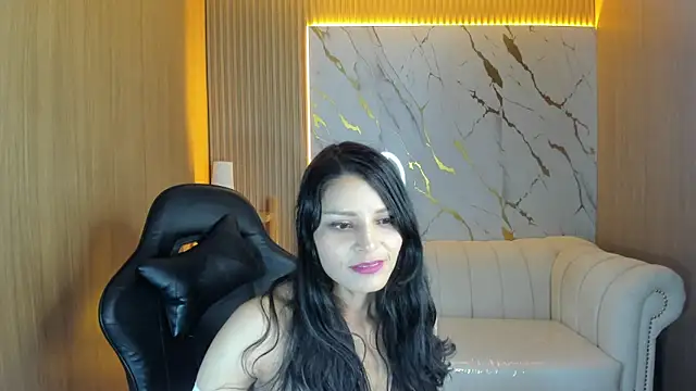 Snapshot of Valery_tf chatting on January 17, 2026, 8:12 pm Valery tf online show from January 17, 2026, 8:12 pm