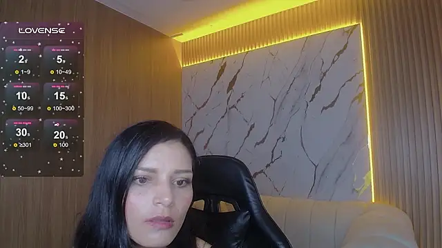 Snapshot of Valery_tf chatting on February 12, 2026, 8:19 pm Valery tf online show from February 12, 2026, 8:19 pm