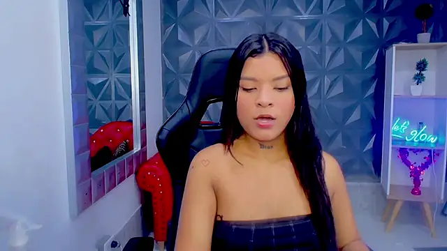 Scandarkmarie online show from November 30, 2025, 3:57 pm