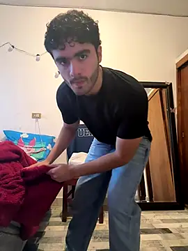 Snapshot of Leoncitooo987 chatting on November 29, 2025, 7:47 pm Leoncitooo987 online show from November 29, 2025, 7:47 pm