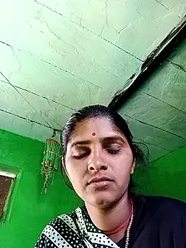 Snapshot of Hot_neasi chatting on November 8, 2025, 6:50 am Hot neasi online show from November 8, 2025, 6:50 am