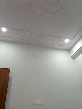 sanjana077 online show from February 27, 2026, 6:24 am