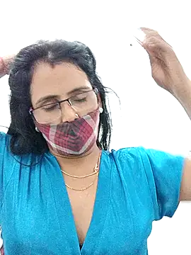 sanjana077 online show from February 28, 2026, 12:21 am