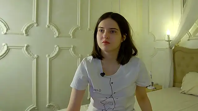 Ruby de Cherry online show from November 28, 2025, 5:29 am