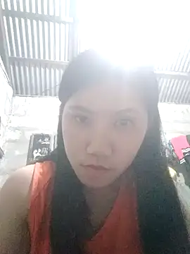 Snapshot of JuicyKittie20 chatting on November 5, 2025, 1:58 pm JuicyKittie20 online show from November 5, 2025, 1:58 pm