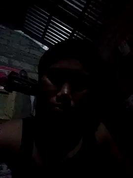 Snapshot of JuicyKittie20 chatting on November 7, 2025, 6:23 pm JuicyKittie20 online show from November 7, 2025, 6:23 pm