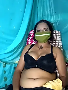 V HOT CUTE online show from November 17, 2025, 10:30 am