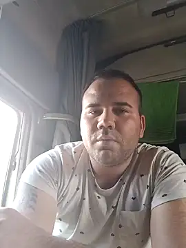 Chubbytop454 online show from November 17, 2025, 3:49 pm