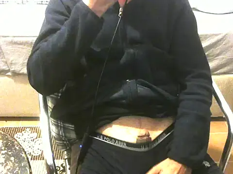 ellsaBunny online show from November 7, 2025, 8:46 pm