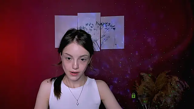 mia starrr  online show from November 29, 2025, 7:58 pm