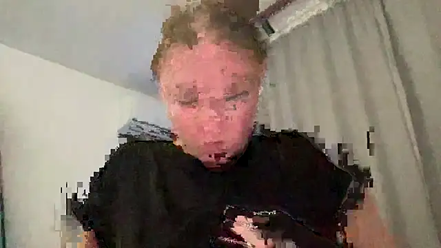 Ameli8 online show from November 18, 2025, 6:00 pm