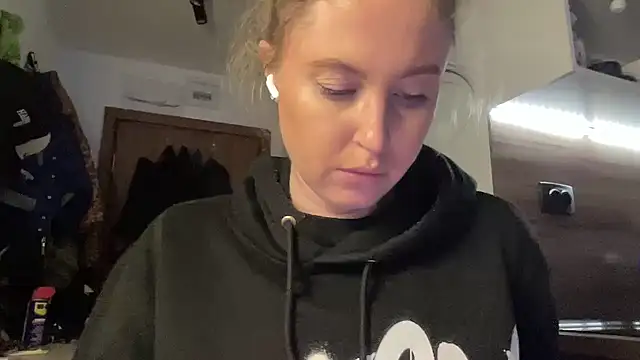 Ameli8 online show from February 14, 2026, 5:02 pm