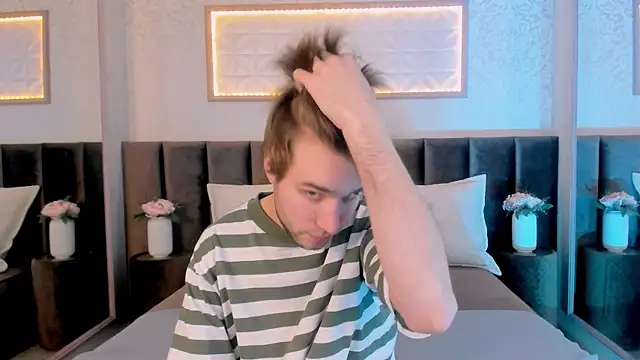 JonnahHell online show from December 19, 2025, 1:46 pm