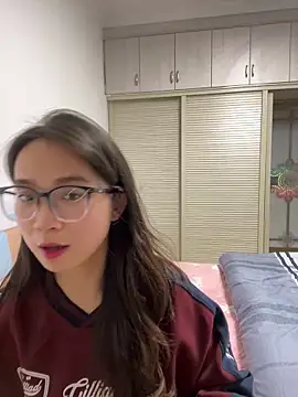 Hmm 0303 online show from February 15, 2026, 3:55 pm