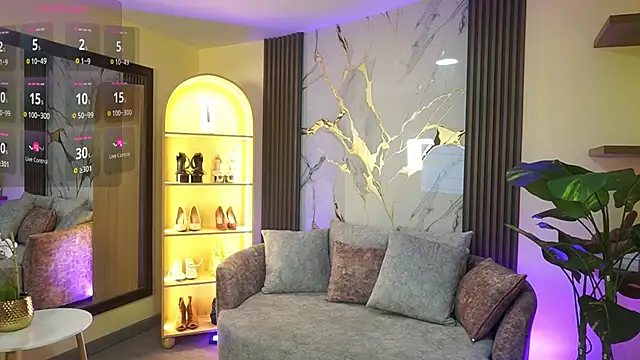 TessaaFox online show from February 10, 2026, 11:42 am