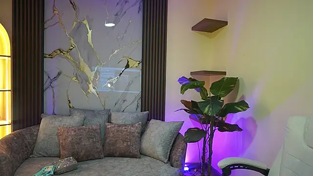 TessaaFox online show from February 24, 2026, 1:01 pm