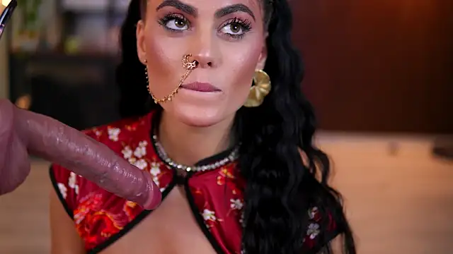 RavennaDArcy online show from April 10, 2026, 6:59 pm